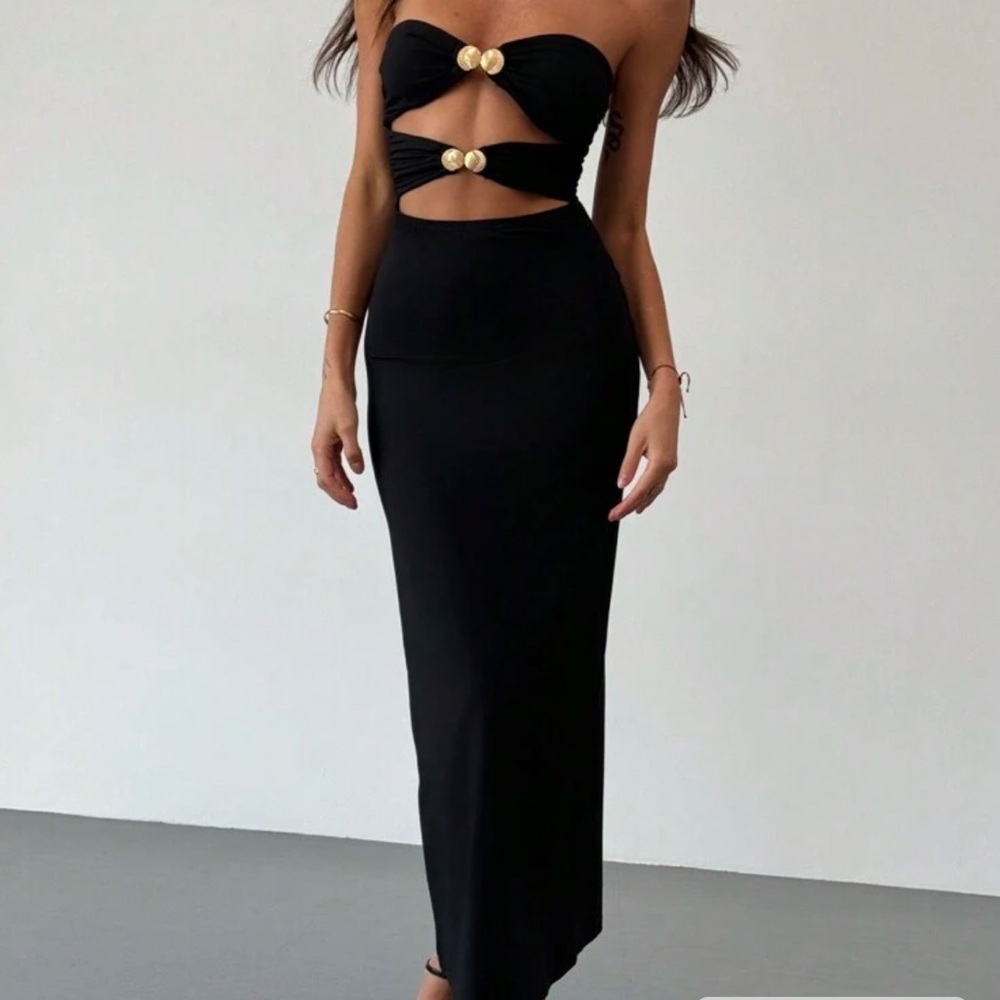 SHEIN Elegant Black Strapless Dress with Gold Details